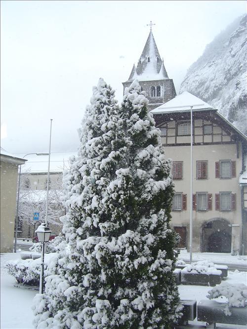 La Dent-du-Midi Hôtel&Restaurant Saint-Maurice Extérieur photo